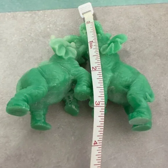 Green Soapstone Elephant Figurine Duo - Dancing Elephants Sculpture - 4 Inches T - Picture 3 of 10